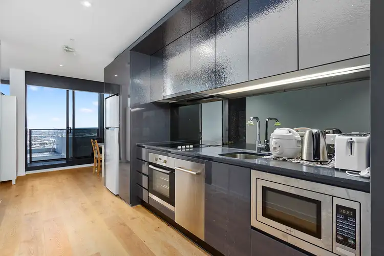 5204R/33 Rose Lane, Melbourne VIC 3000